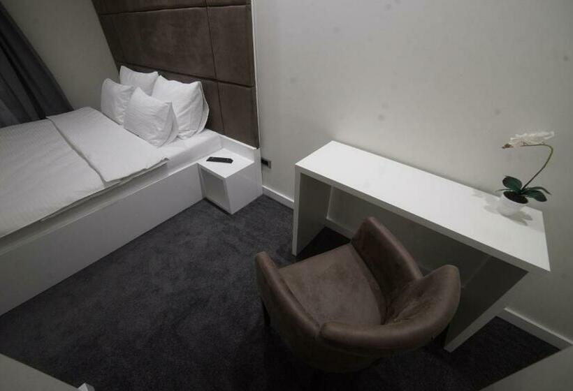 テラス付きスタンダードルーム, Forty Two Block A