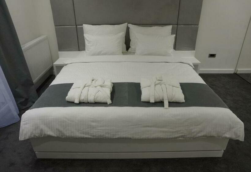 キングサイズベッドのスタンダードルーム, Forty Two Block A