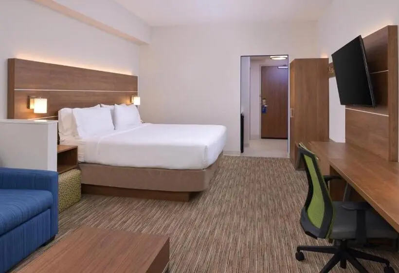 キングサイズベッドのスイートルーム, Holiday Inn Express   Nashville South   Spring Hill, An Ihg