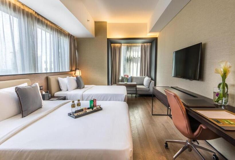 اتاق لوکس, I M