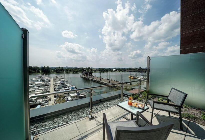 Premium room with river view, Intercontinental Washington D.c. The Wharf, An Ihg