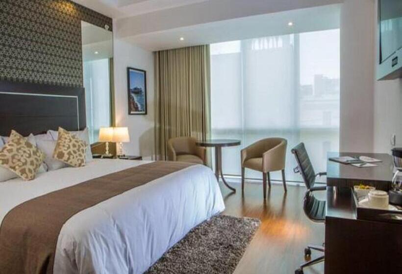 غرفة قياسية, Jose Antonio Deluxe