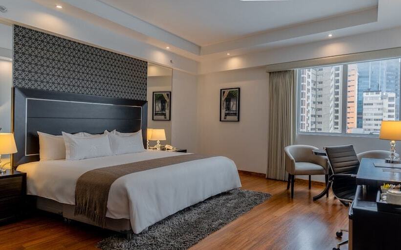 غرفة قياسية فردية, Jose Antonio Deluxe