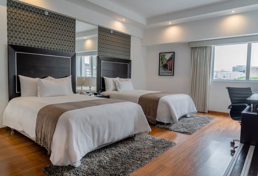 غرفة قياسية, Jose Antonio Deluxe