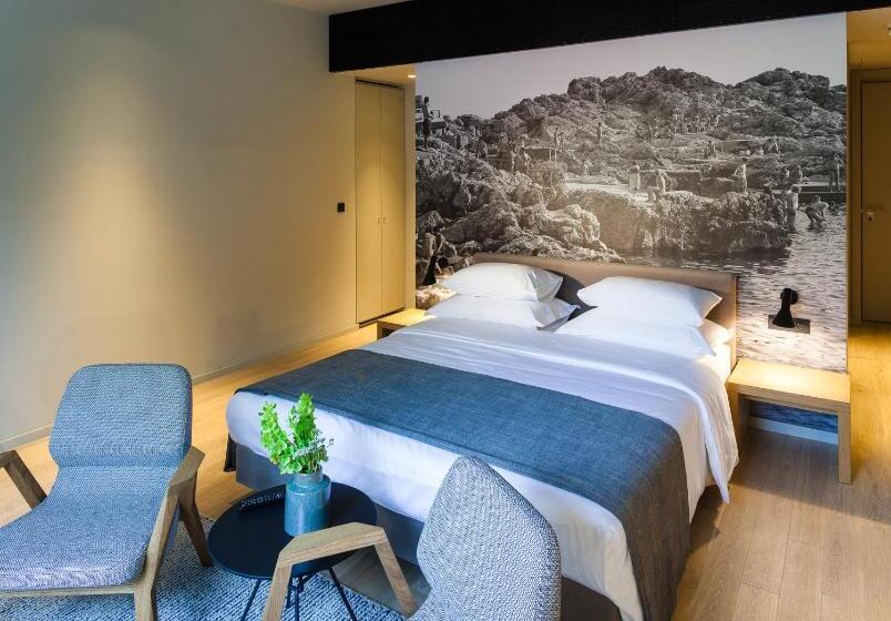 Lejlighed 2 Soveværelser med Balkon, One Suite