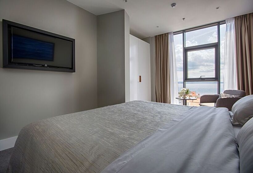 시니어 스위트 바다 전망, Marvie Hotel & Health