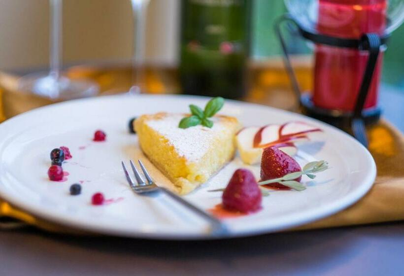 디럭스 트리플 룸, Luksuzne Sobe Luce