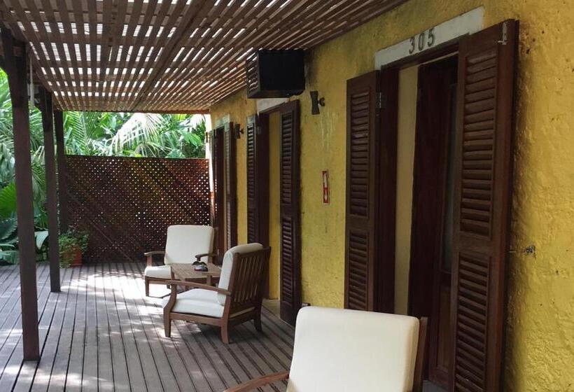 اتاق خانوادگی با چشمانداز باغ, Belo Monte Hotel And Museum