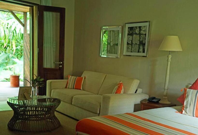 اتاق لوکس با چشمانداز باغ, Belo Monte Hotel And Museum