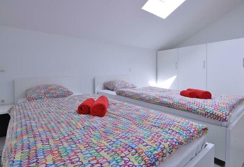 Кровать в Общей Комнате, Hostel Bedem