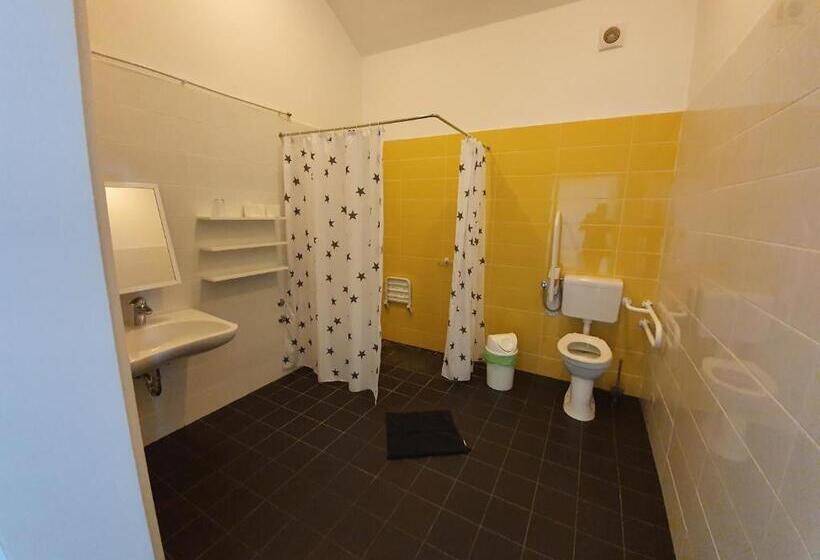 Одноместный Номер Стандарт Адаптированный для Инвалидов, Hostel Bedem