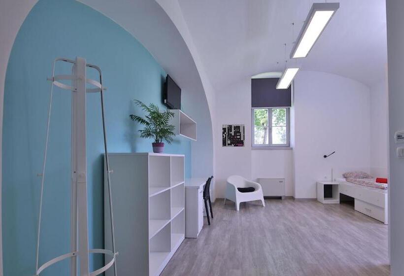 Номер Стандарт Индивидуальный, Hostel Bedem