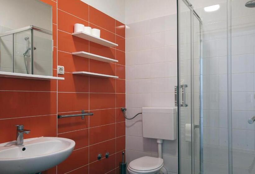 Номер Стандарт Трехместный, Hostel Bedem