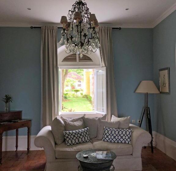 Deluxe Suite Sea View, Belo Monte Hotel And Museum