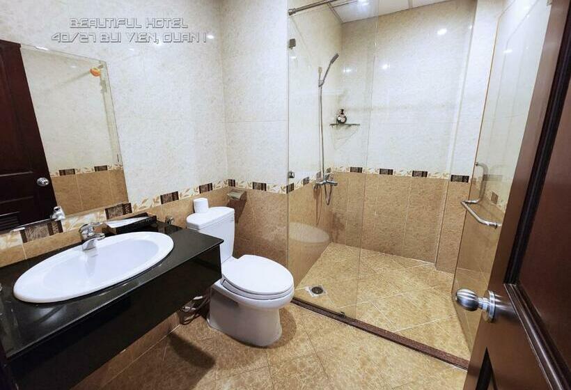 اتاق لوکس با تخت بزرگ, Beautiful Buivien