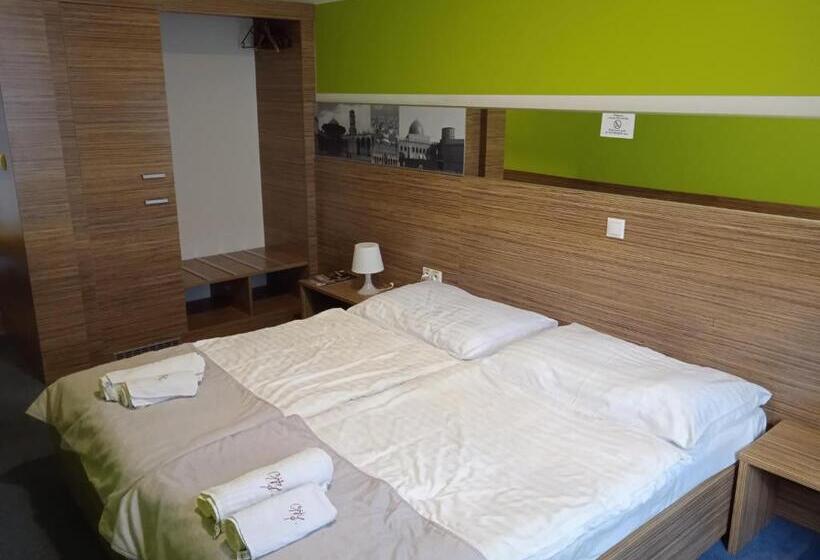 اتاق خانوادگی, ík Košice