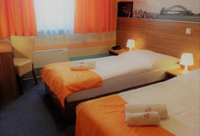 اتاق استاندارد, ík Košice