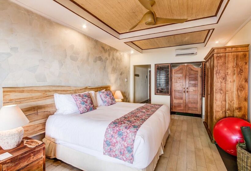 디럭스 룸, The Point Surfcamp Bali