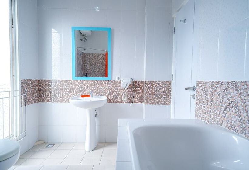 스위트, Sans Sunset Point Seminyak