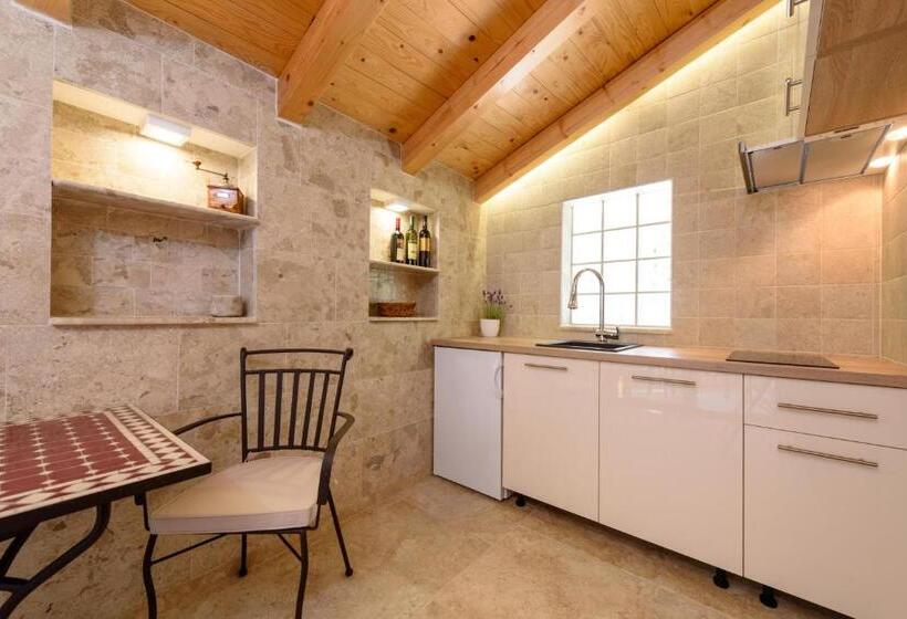 1ベッドルームのデラックスアパートメント, Villa Kudelik Stone Story