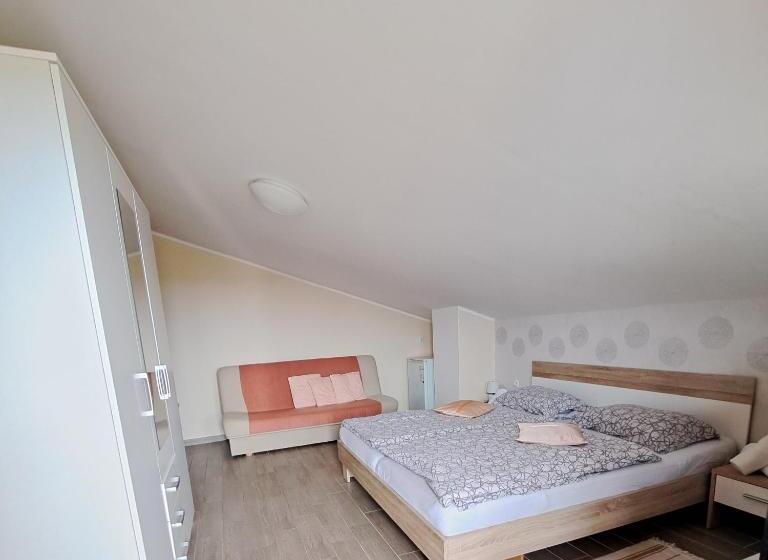 标准间带阳台, Sobes Tea