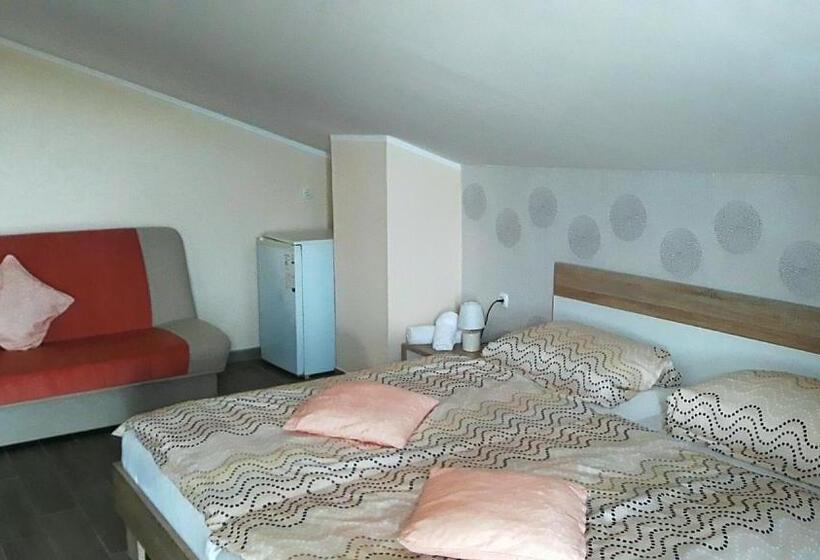 标准间带阳台, Sobes Tea