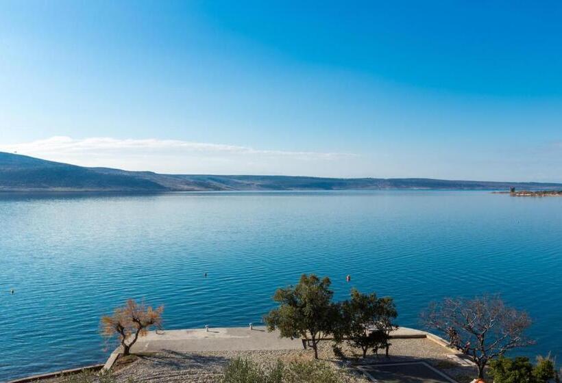 带2个卧室的公寓, Pansion Croatia