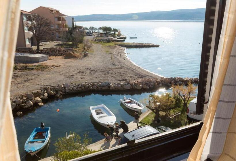 带2个卧室的公寓, Pansion Croatia