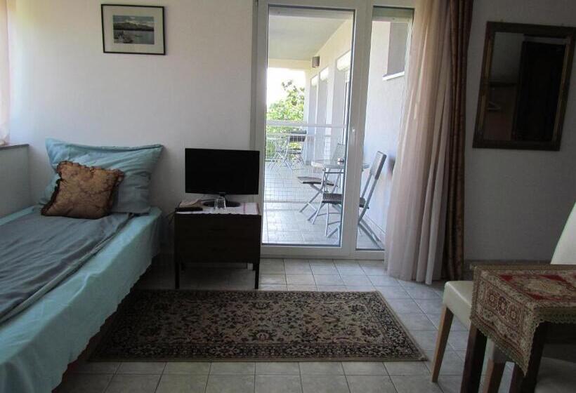 标准三人间, Pansion Vila Vanda Vukovar