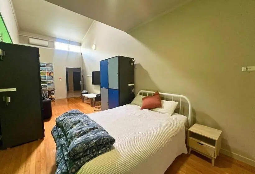スタンダードスタジオ, Port Lincoln Studio Apartments