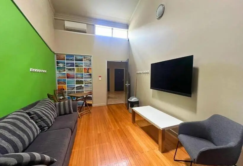 スタンダードスタジオ, Port Lincoln Studio Apartments
