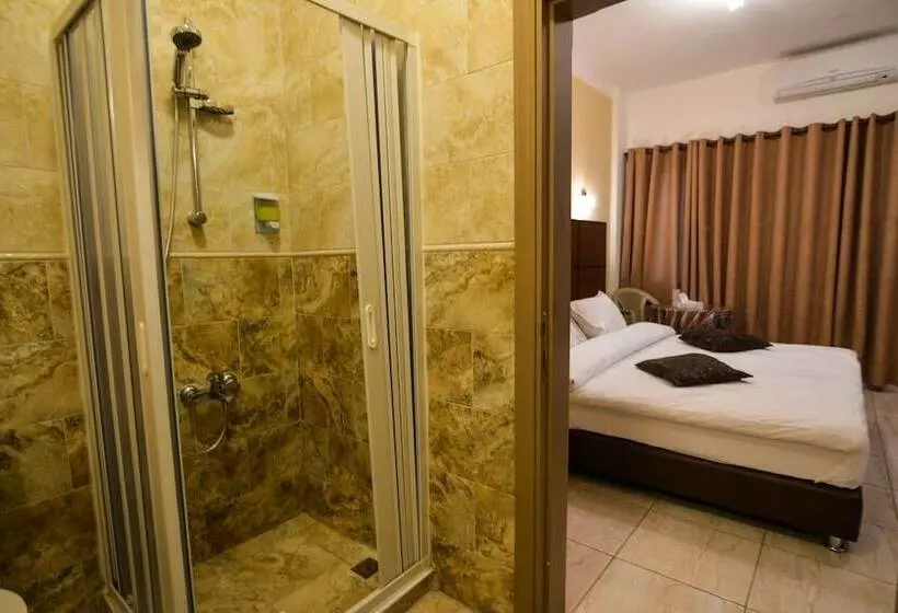 اتاق استاندارد, Amir Palace Hotel