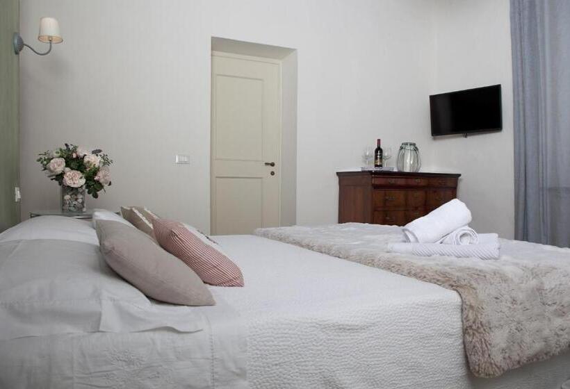 스탠다드 트리픔 룸 공동욕실, B&b Villa Natta