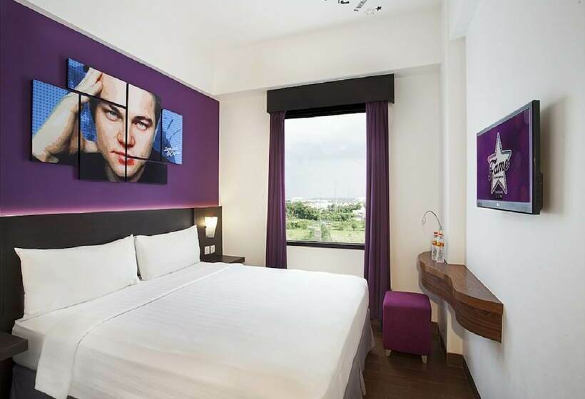 디럭스 룸, Fame Hotel Gading Serpong