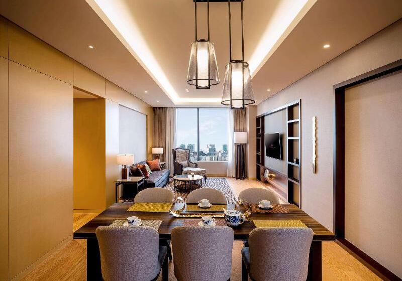 Люкс Премиум, Grand Mercure Ambassador Hotel And Residences Seoul Yongsan