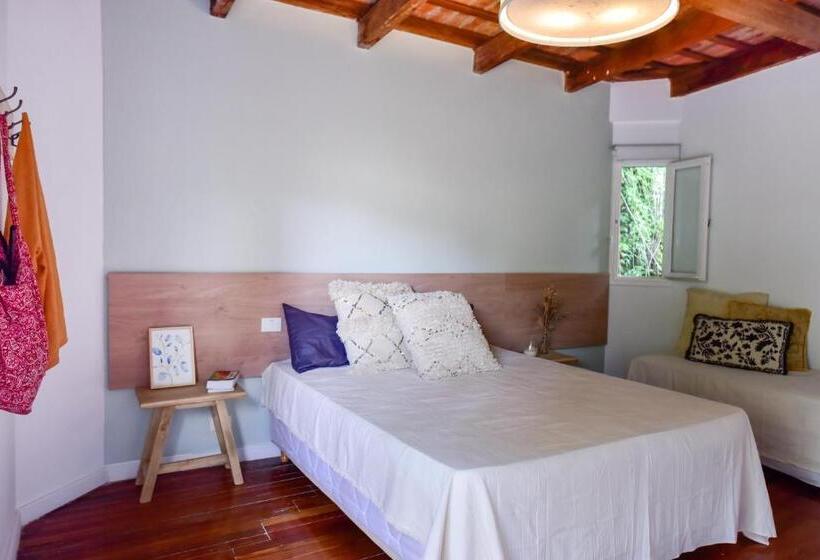 سوییت با چشم‌انداز باغ, Casa Caravan   Plant Based Concept House