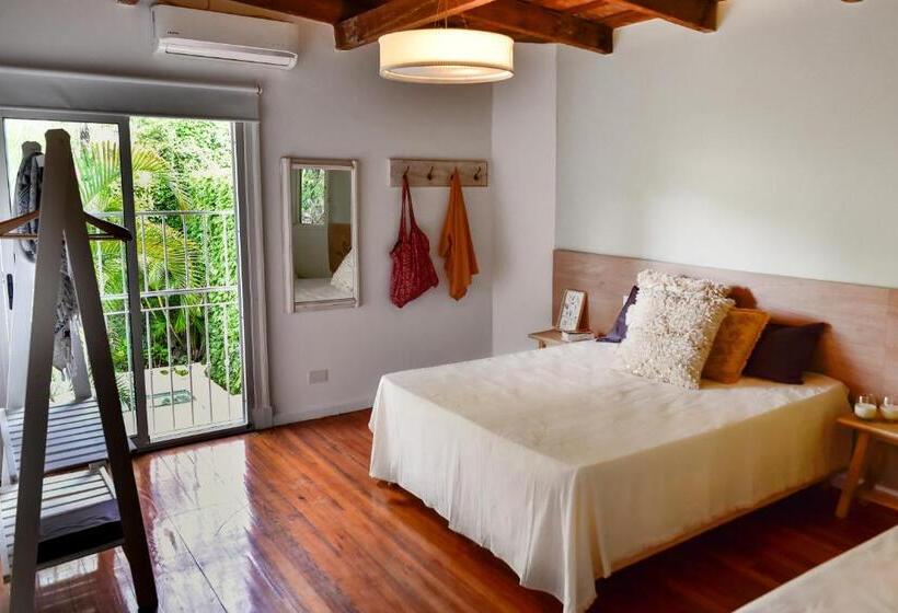سوییت با چشم‌انداز باغ, Casa Caravan   Plant Based Concept House