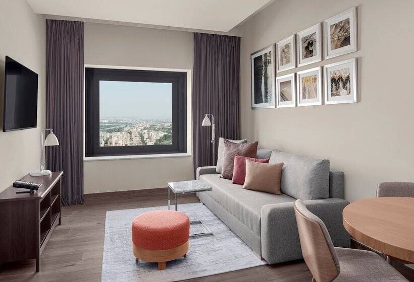 Апартаменты 1 Спальня, Holiday Inn & Suites   Dubai Festival City Mall, An Ihg
