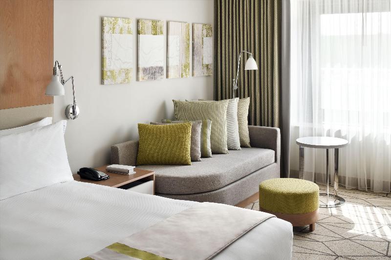 Номер Deluxe Кровать Кинг, Holiday Inn & Suites   Dubai Festival City Mall, An Ihg