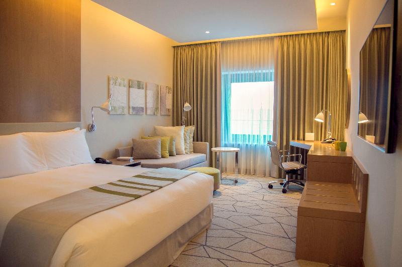 高级大房间, Holiday Inn & Suites   Dubai Festival City Mall, An Ihg