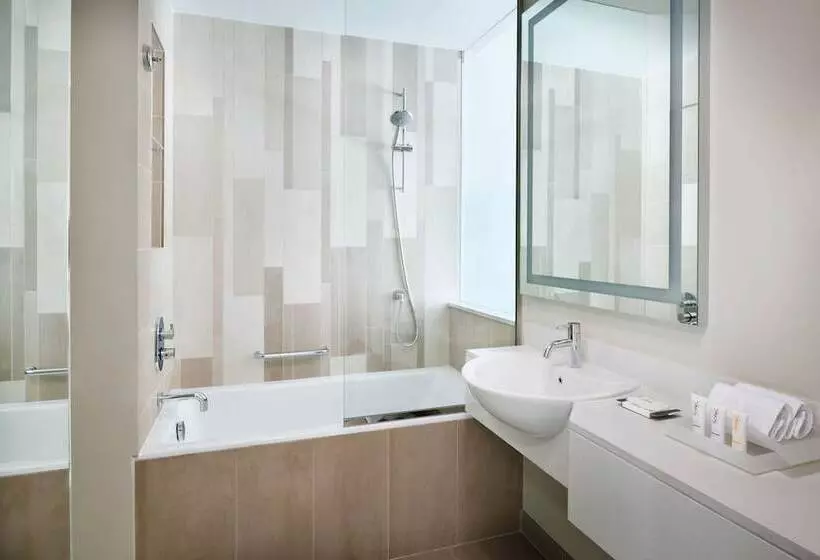 اتاق استاندارد, Holiday Inn & Suites   Dubai Festival City Mall, An Ihg