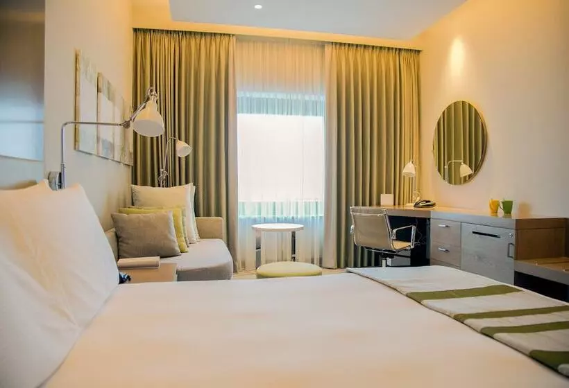 اتاق استاندارد, Holiday Inn & Suites   Dubai Festival City Mall, An Ihg