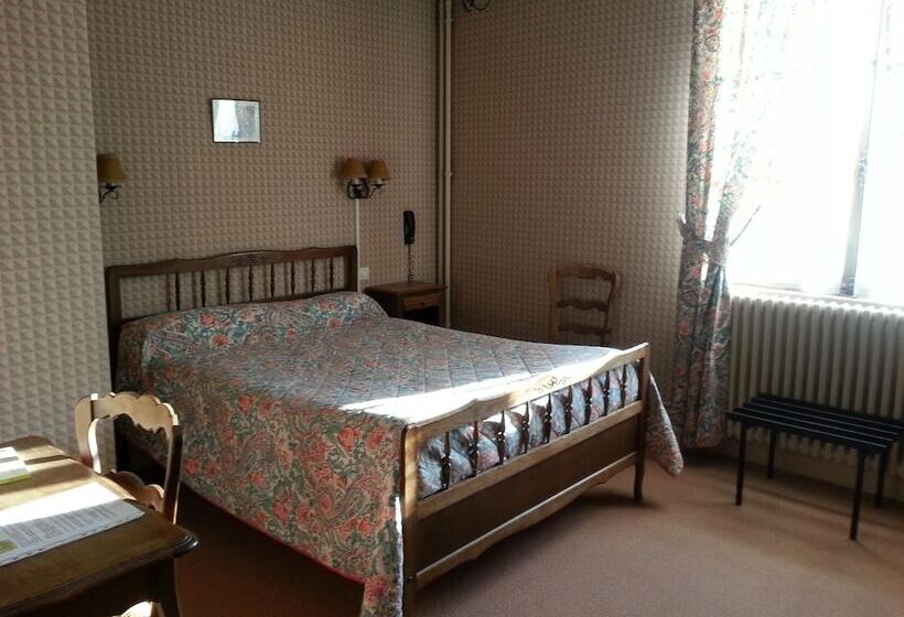 Номер Стандарт, Hôtel De La Place