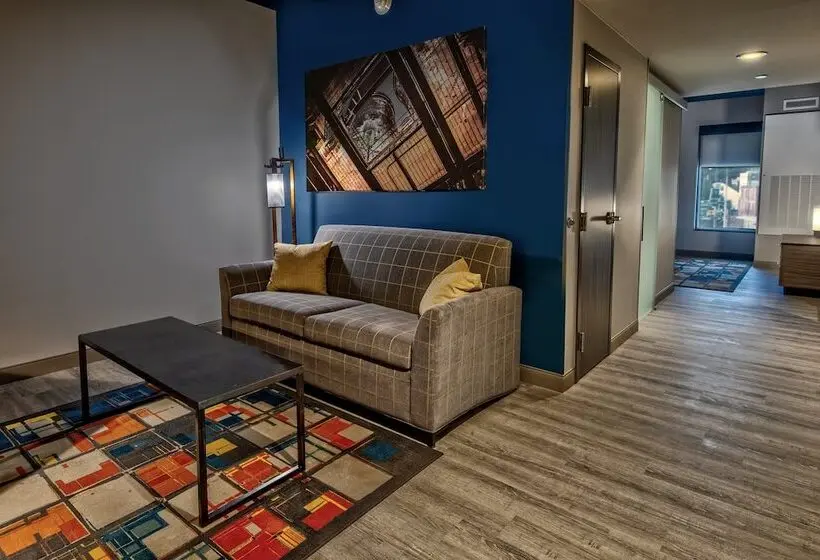 スイート, Indigo Pittsburgh University Oakland, An Ihg