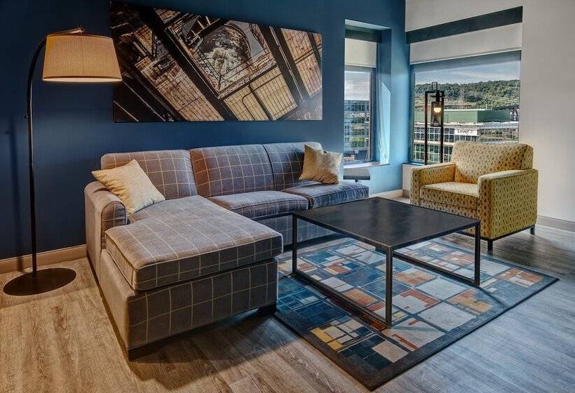 스위트, Indigo Pittsburgh University Oakland, An Ihg
