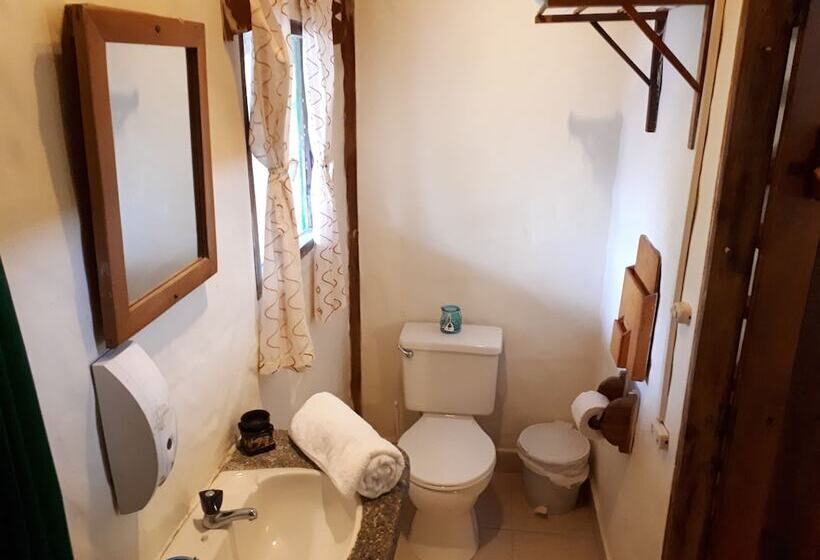 Четырехместный Номер Стандарт, La Barquita Beach Hostel