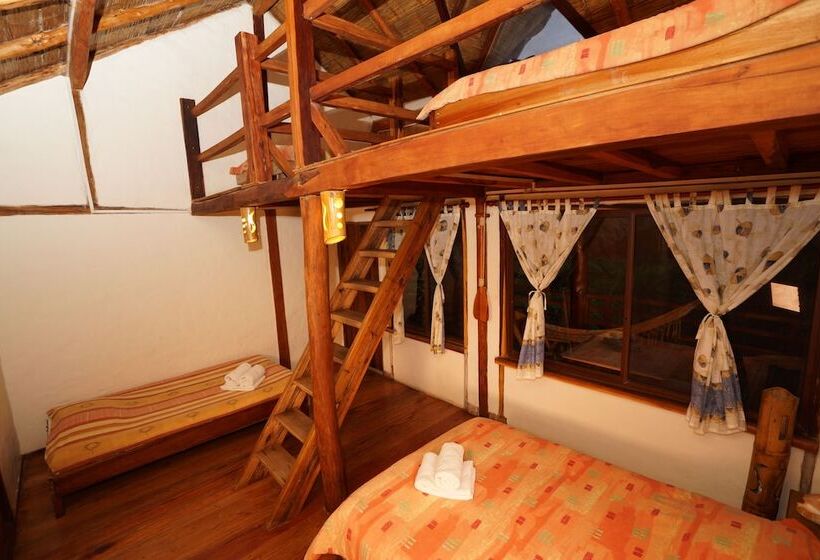 スタンダード４人部屋, La Barquita Beach Hostel