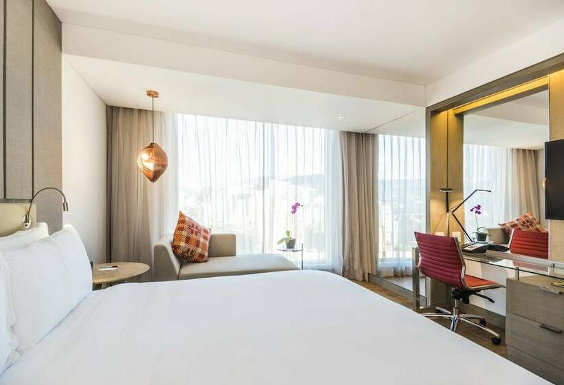 ダブルベッドスタンダードルーム, Medellin Marriott