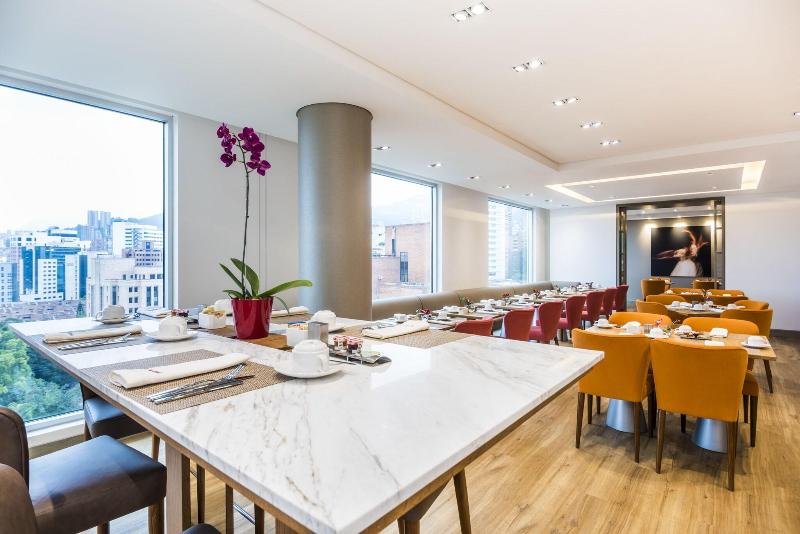 キングサイズベッドのデラックスルーム, Medellin Marriott