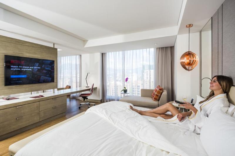 キングサイズベッドのデラックスルーム, Medellin Marriott